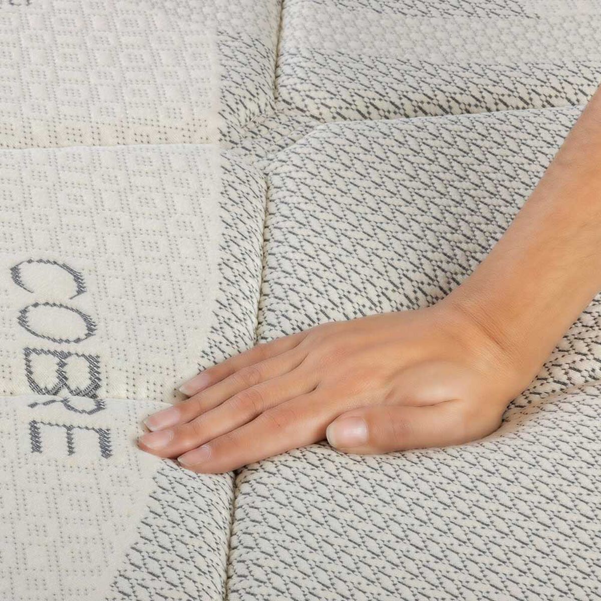 Cama Europea Flex Base Dividida 2 Plazas Máximo Cobre